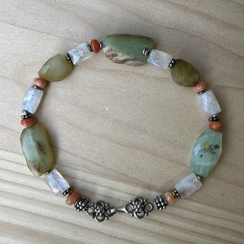 VTG Beaded Bracelet Size 8.25 Onyx Moonstone Carnelian‎ Beads Sterling 15.0g